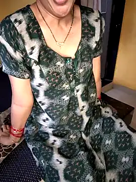 lovelygirl4567 online show from 26, 9, 2025