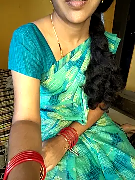 lovelygirl4567 online show from 29, 9, 2025