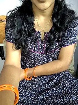 lovelygirl4567 online show from 20, 11, 2025