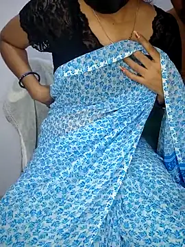 lovelygirl4567 online show from 1, 3, 2026