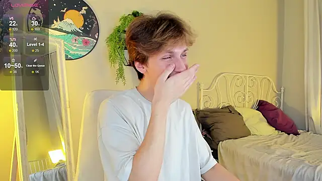 Snapshot of Adrian_Di chatting on 30, 12, 2024 Adrian Di online show from 30, 12, 2024