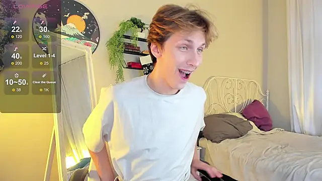 Snapshot of Adrian_Di chatting on 1, 1, 2025 Adrian Di online show from 1, 1, 2025