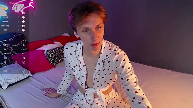 Snapshot of Adrian_Di chatting on 11, 1, 2025 Adrian Di online show from 11, 1, 2025