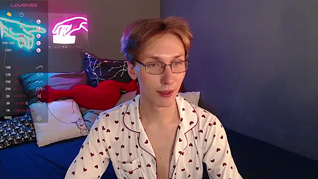 Snapshot of Adrian_Di chatting on 27, 1, 2025 Adrian Di online show from 27, 1, 2025