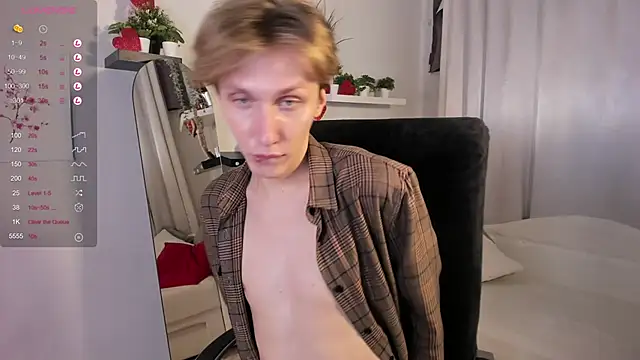 Snapshot of Adrian_Di chatting on 23, 2, 2025 Adrian Di online show from 23, 2, 2025