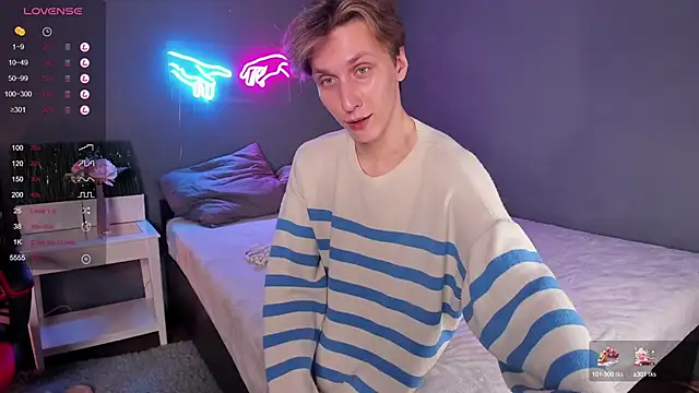 Snapshot of Adrian_Di chatting on 24, 2, 2025 Adrian Di online show from 24, 2, 2025