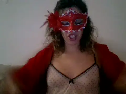 couple-tuga online show from 7, 2, 2025