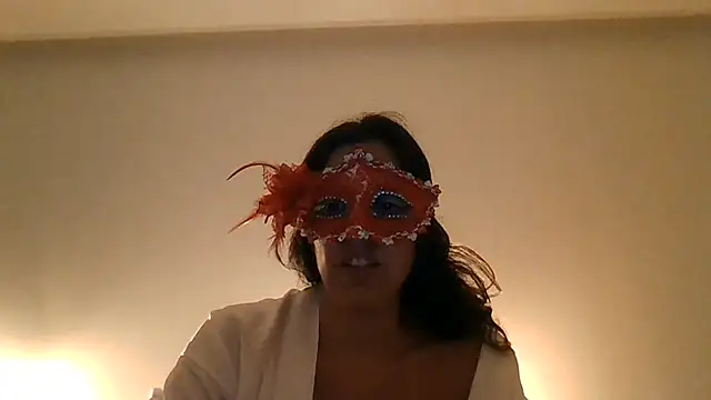 Snapshot of couple-tuga chatting on 6, 7, 2026 couple-tuga online show from 6, 7, 2026