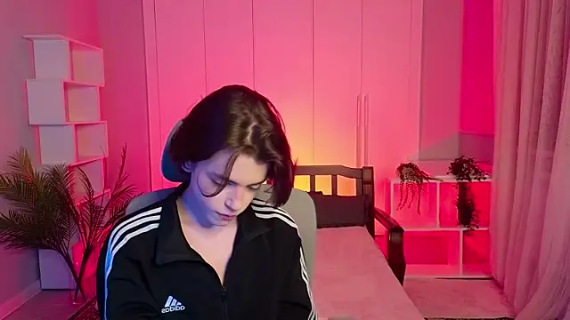 Snapshot of b0y_fantasy chatting on 28, 1, 2025 b0y fantasy online show from 28, 1, 2025