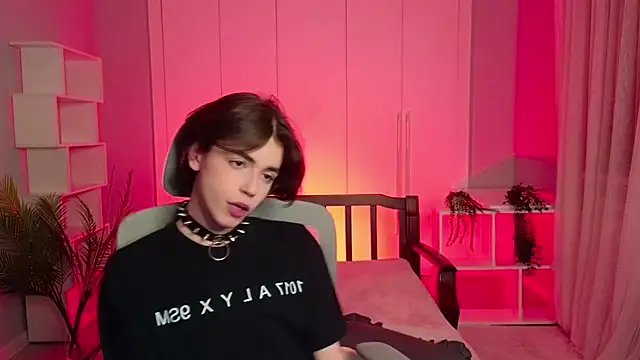 Snapshot of b0y_fantasy chatting on 29, 1, 2025 b0y fantasy online show from 29, 1, 2025