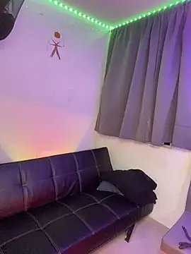 bronwgirl69 online show from 23, 3, 2025