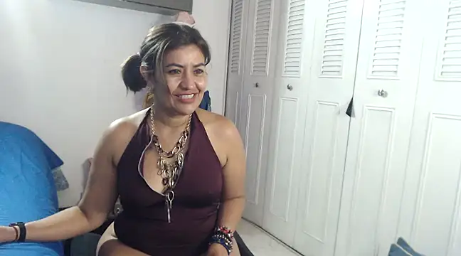 CamilaLix online show from 12, 1, 2025