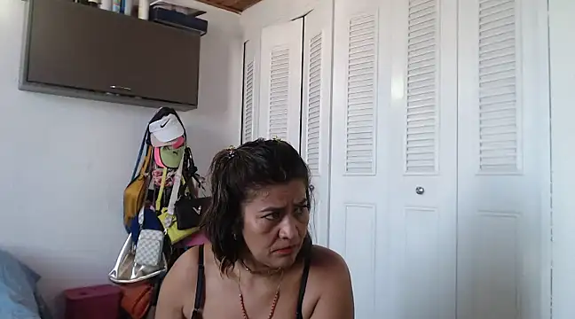 CamilaLix online show from 16, 1, 2025