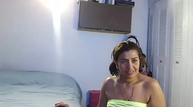 CamilaLix online show from 19, 1, 2025