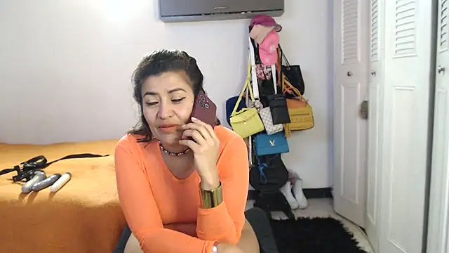 CamilaLix online show from 21, 2, 2025