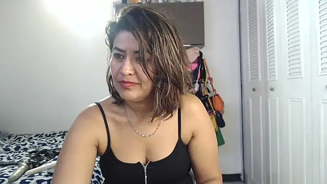 CamilaLix online show from 4, 3, 2025