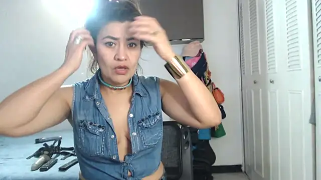 CamilaLix online show from 6, 3, 2025