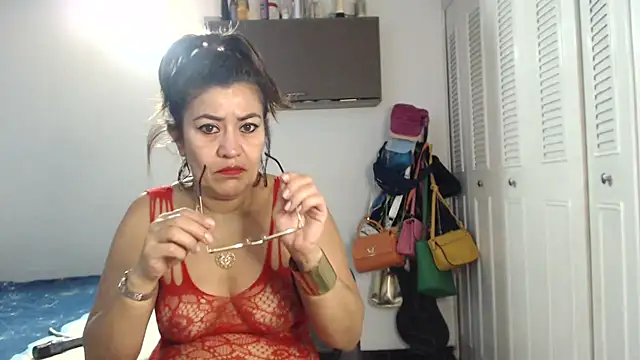 CamilaLix online show from 11, 3, 2025