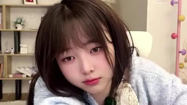 Chenjing0 online show from 18, 4, 2026