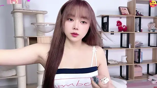 Snapshot of Chenjing0 chatting on 23, 6, 2026 Chenjing0 online show from 23, 6, 2026