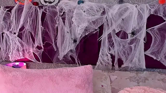 LiaCathaleya online show from 19, 10, 2025