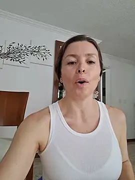 karina warthon online show from 10, 7, 2026