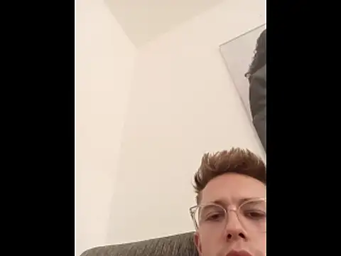 Snapshot of Hessebub chatting on 26, 10, 2025 Hessebub online show from 26, 10, 2025