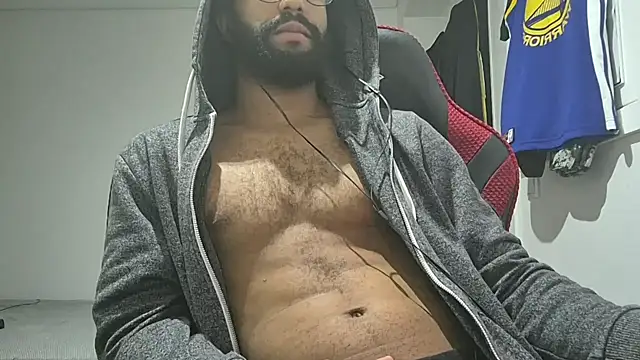 Snapshot of kevi_cocks chatting on 2, 1, 2025 kevi cocks online show from 2, 1, 2025