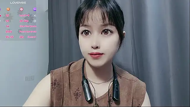 Lucky-xiuxiu online show from 18, 10, 2025