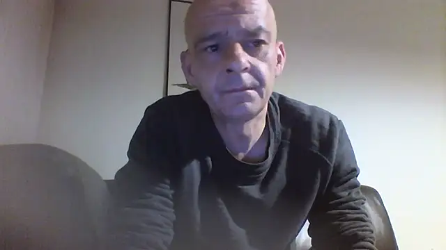 Snapshot of horndude187187 chatting on 5, 1, 2025 horndude187187 online show from 5, 1, 2025