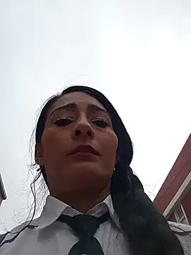 BELLA--26 online show from 27, 1, 2025