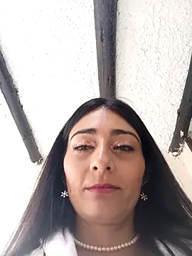 BELLA--26 online show from 7, 3, 2025