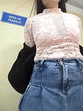 BELLA--26 online show from 10, 3, 2025