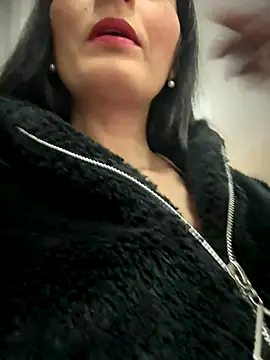 BELLA--26 online show from 13, 9, 2025