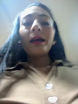 BELLA--26 online show from 22, 9, 2025