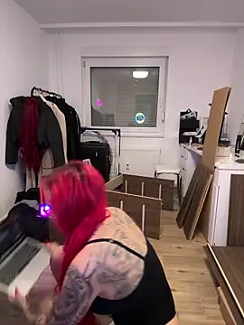 Mia-Fuchs online show from 15, 1, 2026