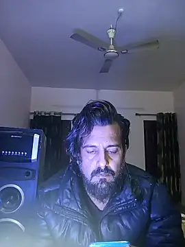 MAGNETICDADDY8 online show from 6, 1, 2025