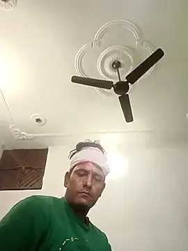 MAGNETICDADDY8 online show from 15, 3, 2025