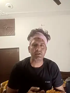 MAGNETICDADDY8 online show from 17, 3, 2025