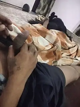 MAGNETICDADDY8 online show from 29, 10, 2025