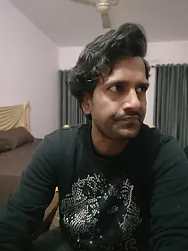 MAGNETICDADDY8 online show from 27, 3, 2026