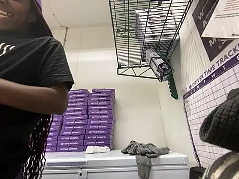 Yoshibaby2670 online show from 10, 9, 2025