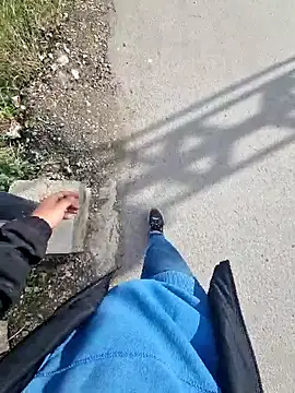 Snapshot of Black-Flack chatting on 4, 12, 2025 Black-Flack online show from 4, 12, 2025