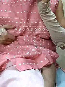 Snapshot of mallupriyapriya chatting on 17, 1, 2025 mallupriyapriya online show from 17, 1, 2025