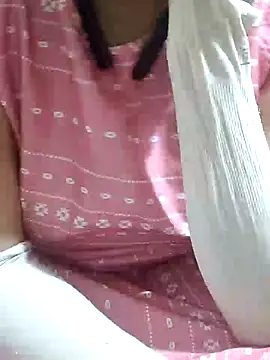 Snapshot of mallupriyapriya chatting on 29, 1, 2025 mallupriyapriya online show from 29, 1, 2025