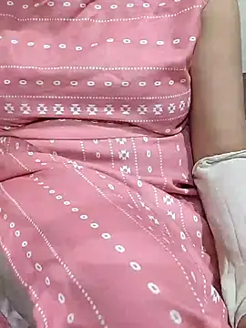 Snapshot of mallupriyapriya chatting on 10, 2, 2025 mallupriyapriya online show from 10, 2, 2025