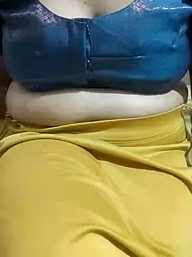 Snapshot of mallupriyapriya chatting on 18, 3, 2025 mallupriyapriya online show from 18, 3, 2025