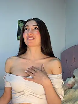 Maddy Jones online show from 18, 3, 2025