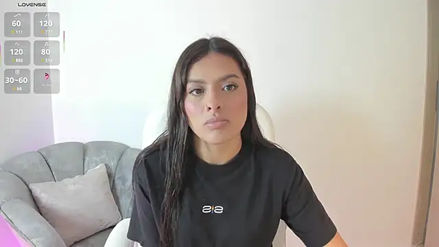 NiiaEvanss online show from 17, 2, 2025