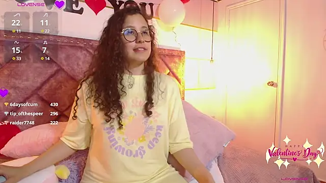 Snapshot of Charlotte__Miller chatting on 16, 2, 2025 Charlotte Miller online show from 16, 2, 2025